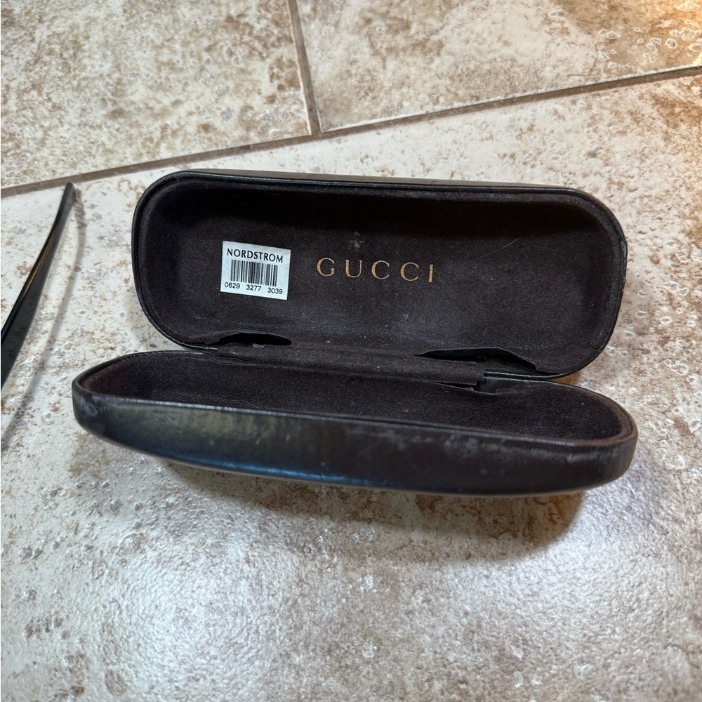 Gucci Black Eyeglass Holder